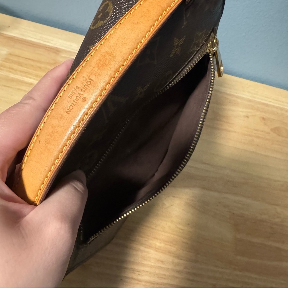 Louis Vuitton Metis Monogram - Picture 5 of 14